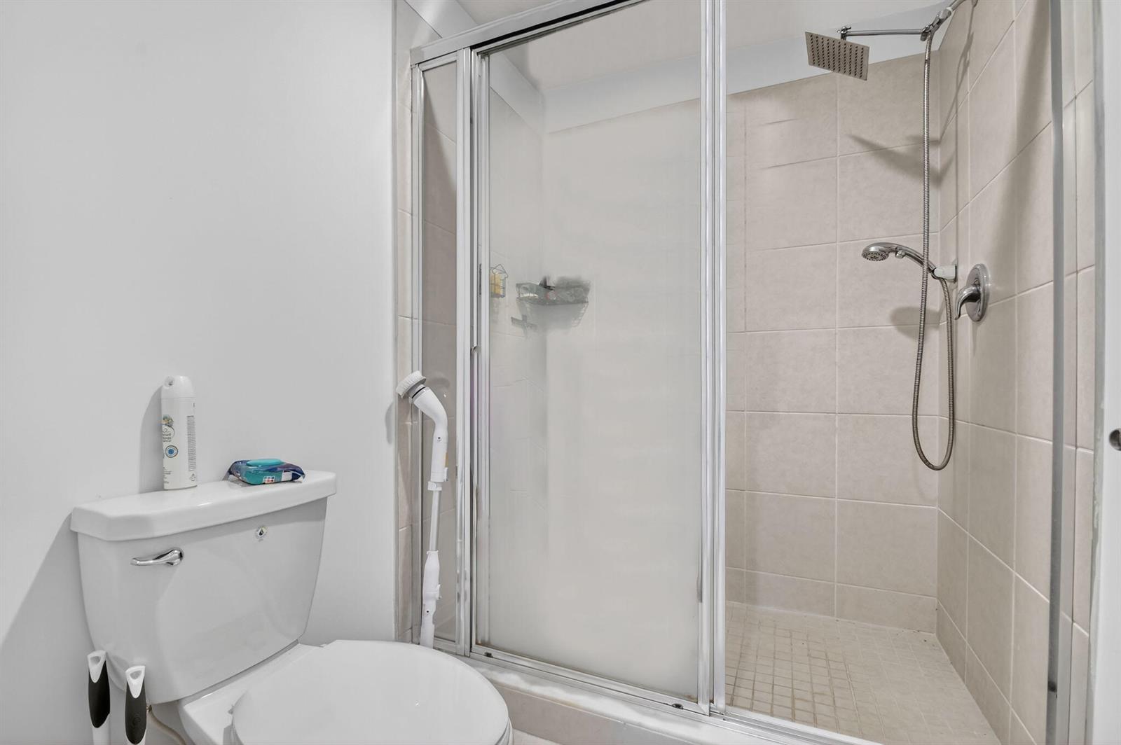 Ver detalles 4326 4 / 1851 sq. ft. $ 2026-05-20 0 foto