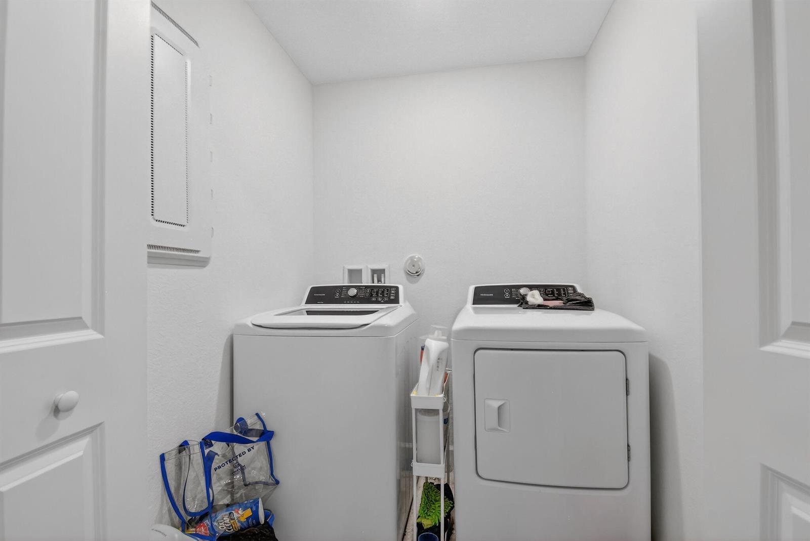 Ver detalles 4326 4 / 1851 sq. ft. $ 2026-05-20 0 foto
