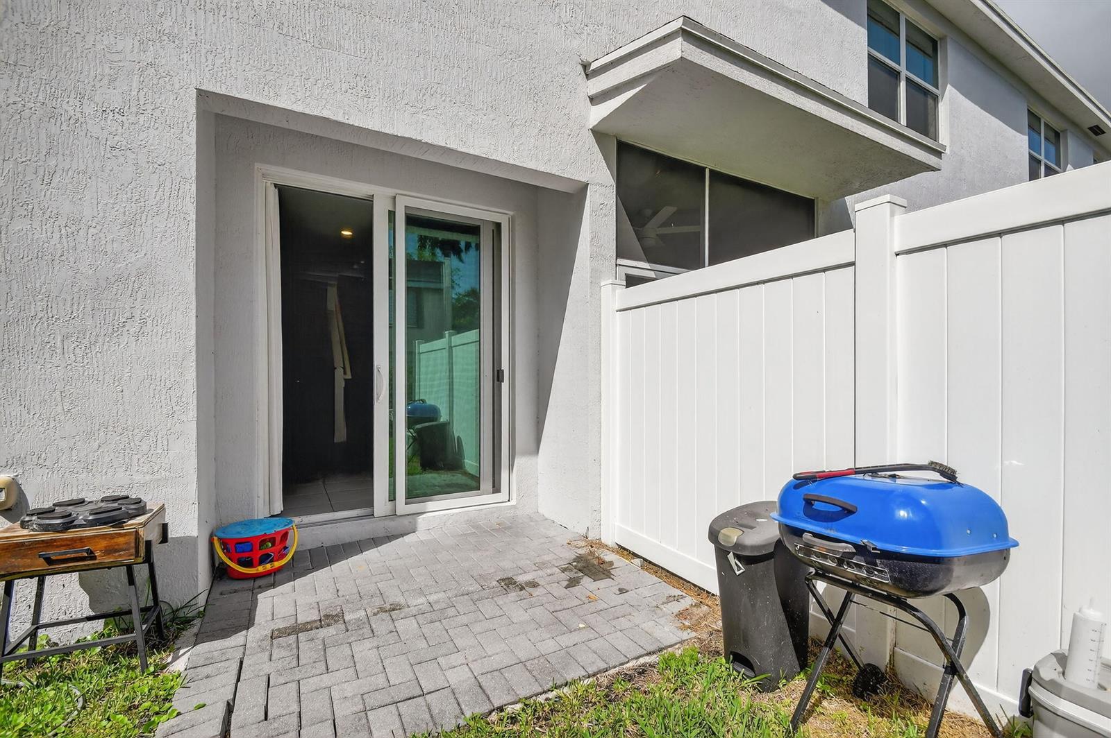 Ver detalles 4326 4 / 1851 sq. ft. $ 2026-05-20 0 foto