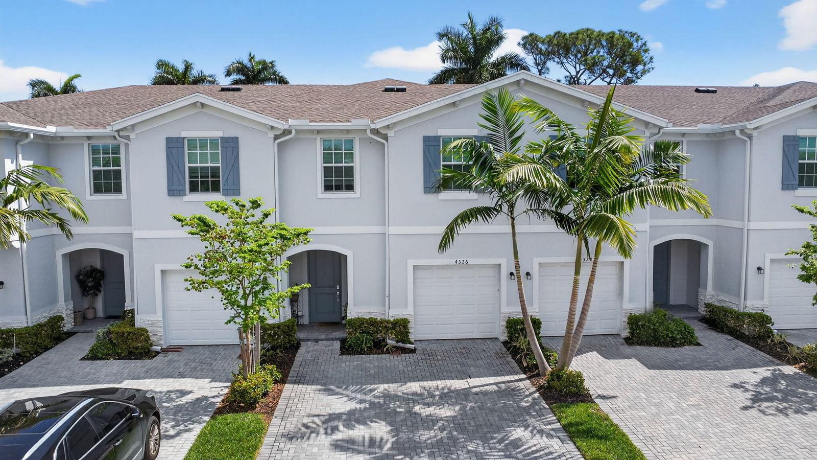 Ver detalles 4326 4 / 1851 sq. ft. $ 2026-05-20 0 foto