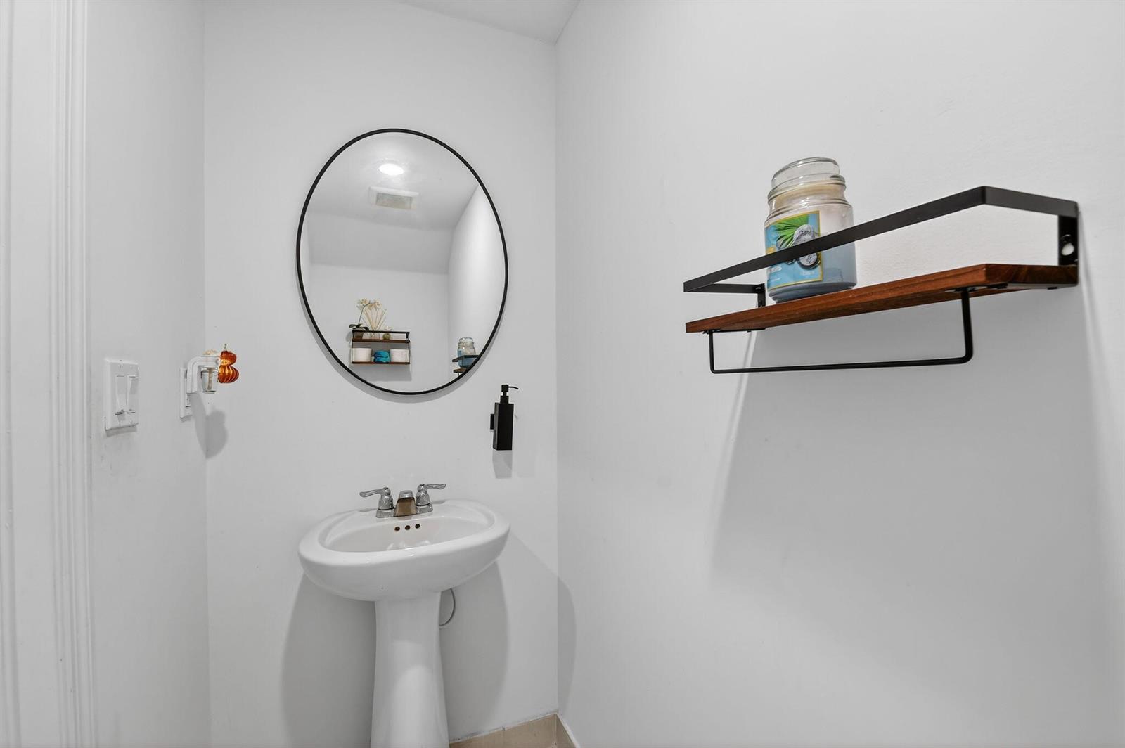 Ver detalles 4326 4 / 1851 sq. ft. $ 2026-05-20 0 foto