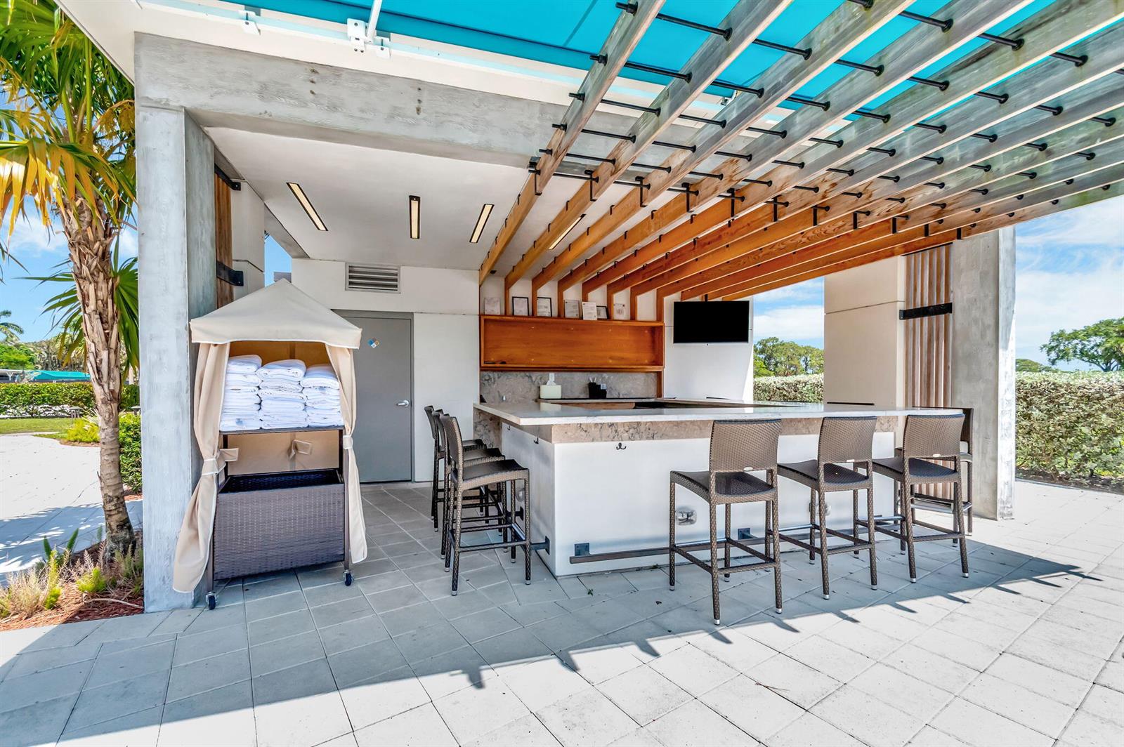 Ver detalles 4326 4 / 1851 sq. ft. $ 2026-05-20 0 foto