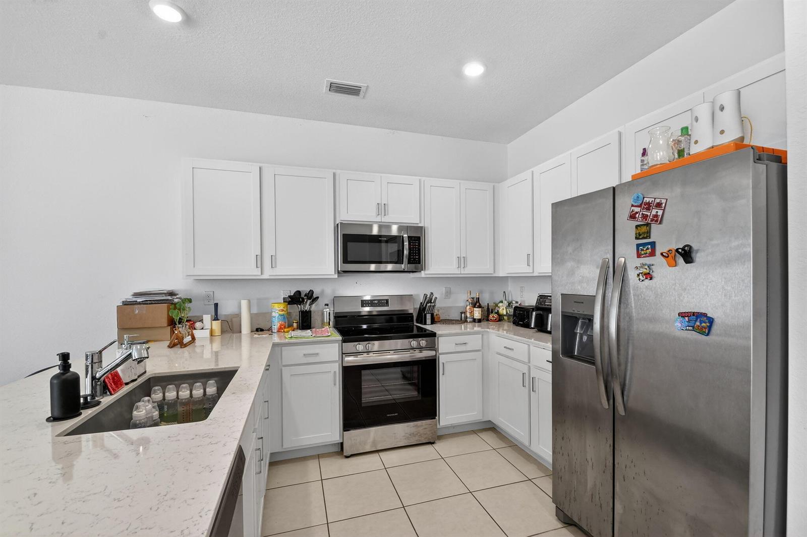 Ver detalles 4326 4 / 1851 sq. ft. $ 2026-05-20 0 foto