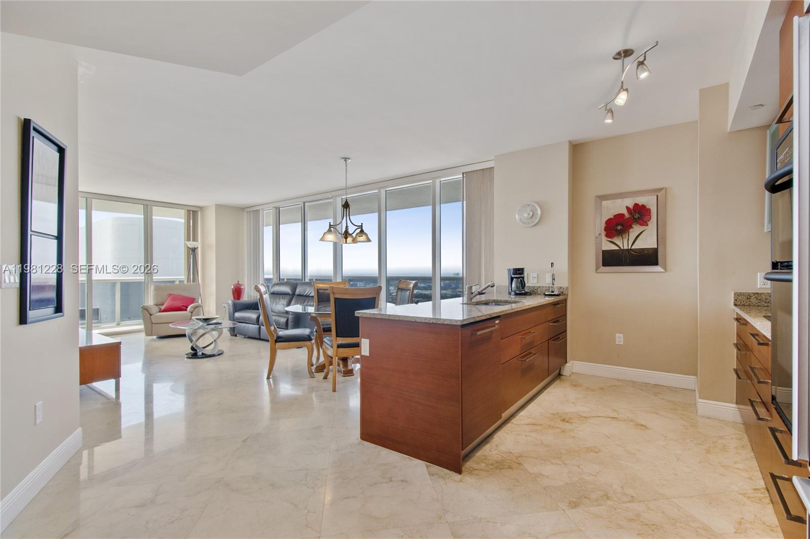 4606 2 / 2 1458 sq. ft. $ 2026-03-11 0 foto