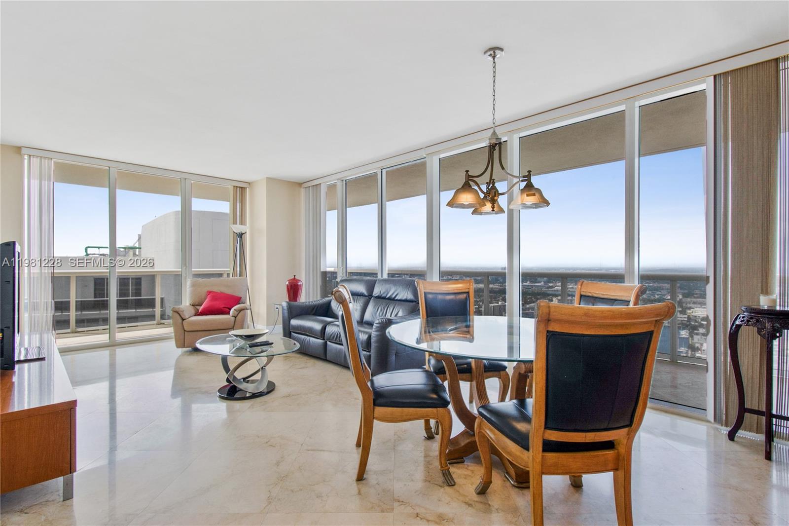 4606 2 / 2 1458 sq. ft. $ 2026-03-11 0 foto