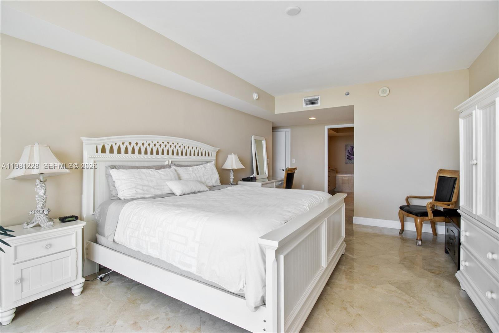 4606 2 / 2 1458 sq. ft. $ 2026-03-11 0 foto
