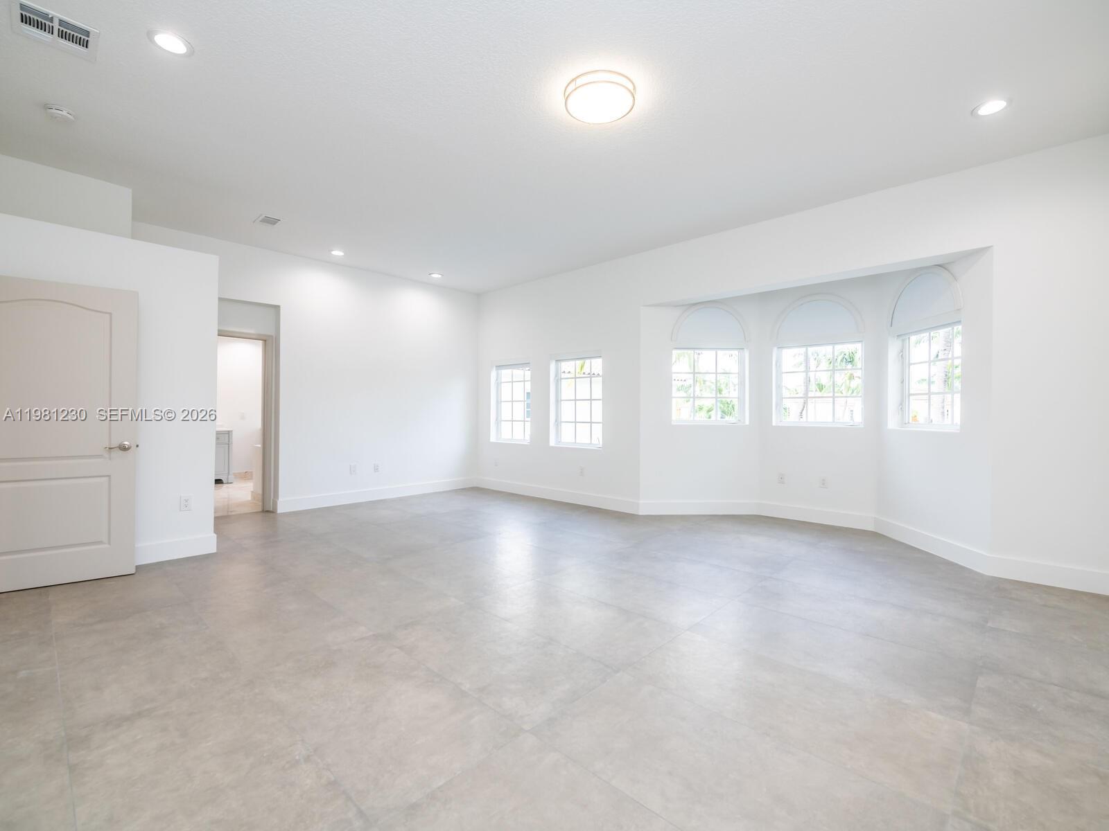 Photo of 20729 32nd Ave  (20729), Aventura, Florida, 33180 - 