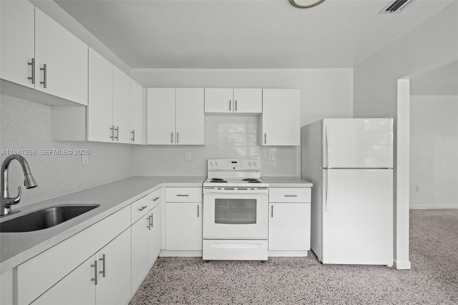   /  3079 sq. ft. $ 2026-03-11 0 foto