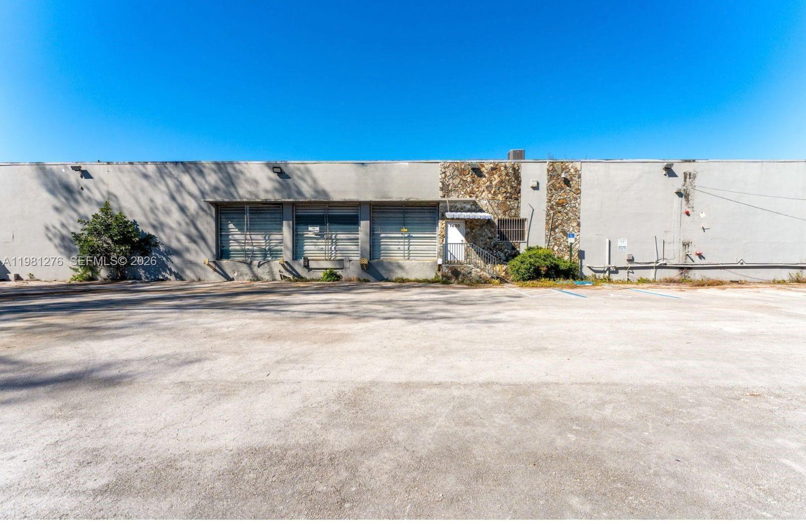   /   sq. ft. $ 2026-03-11 0 Photo