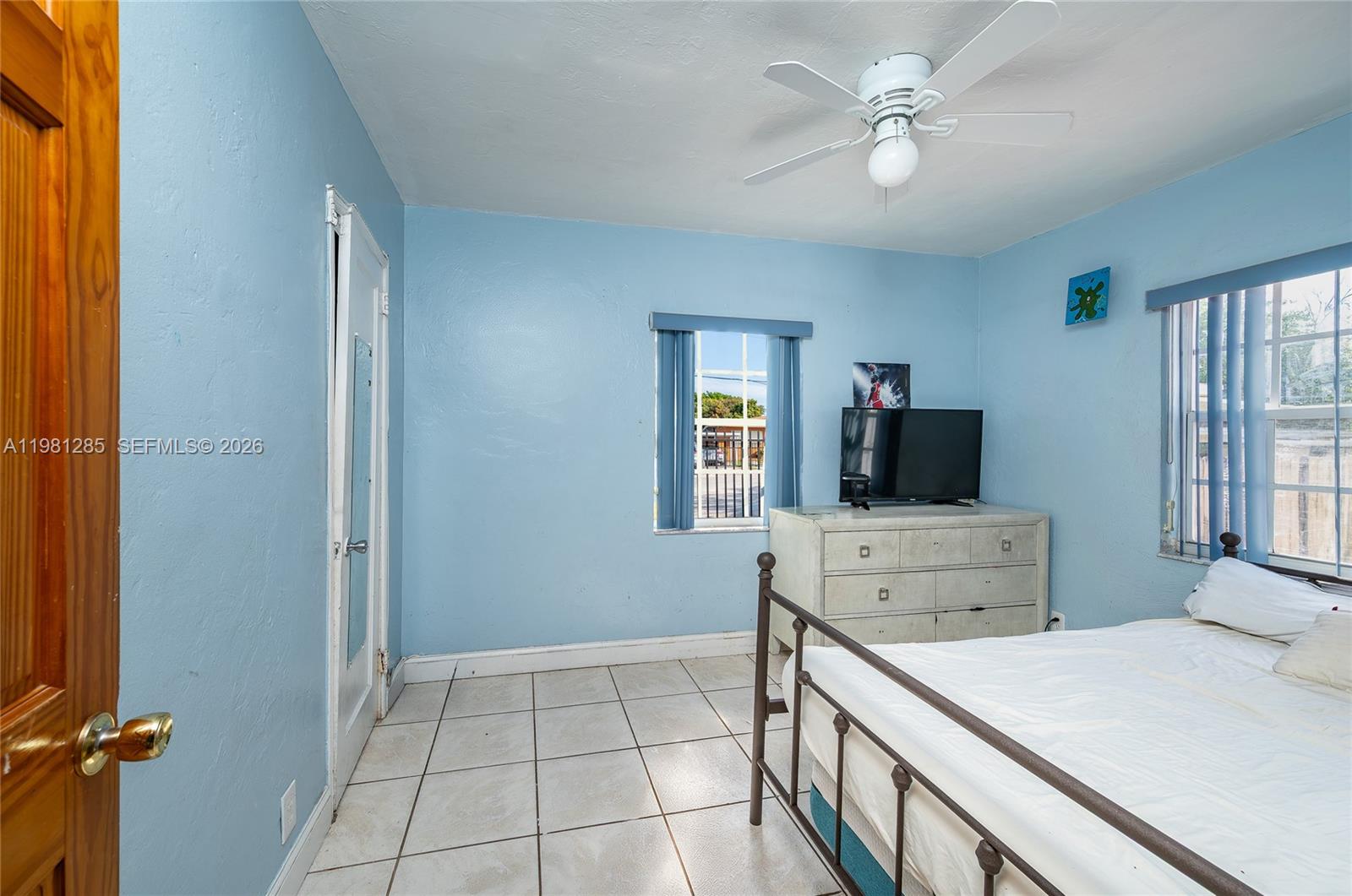 2610-2612  /   sq. ft. $ 2026-03-11 0 foto