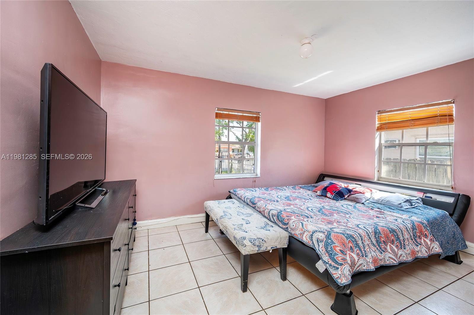 2610-2612  /   sq. ft. $ 2026-03-11 0 foto