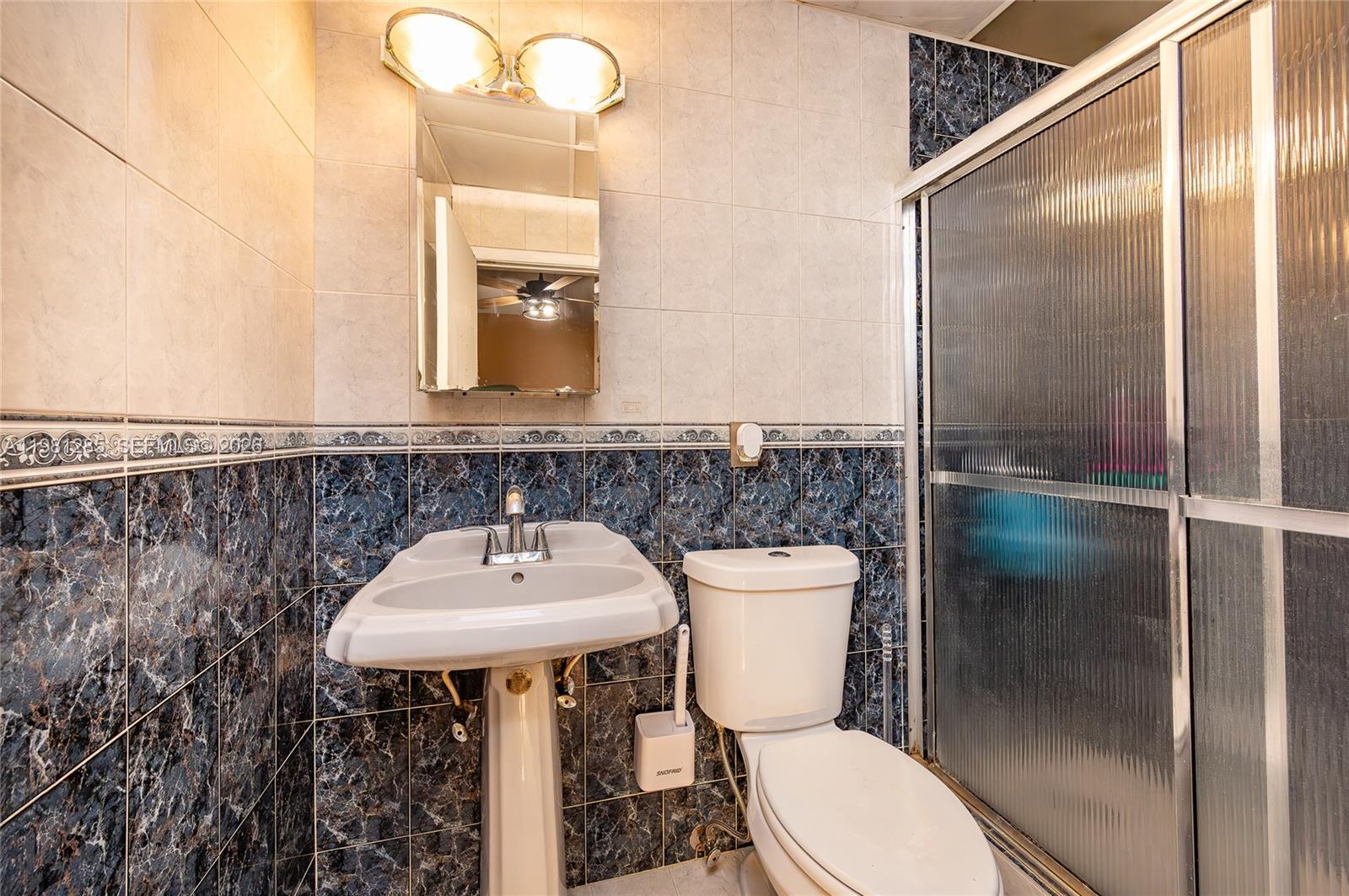 2610-2612  /   sq. ft. $ 2026-03-11 0 foto