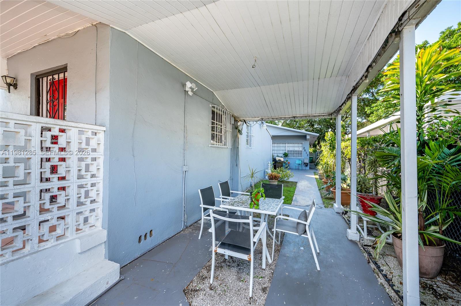 2610-2612  /   sq. ft. $ 2026-03-11 0 foto