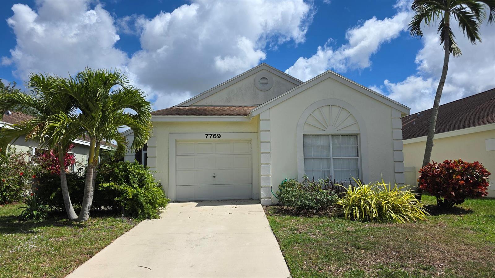 7769 2 / 2 1868 sq. ft. $ 2026-06-10 0 Photo