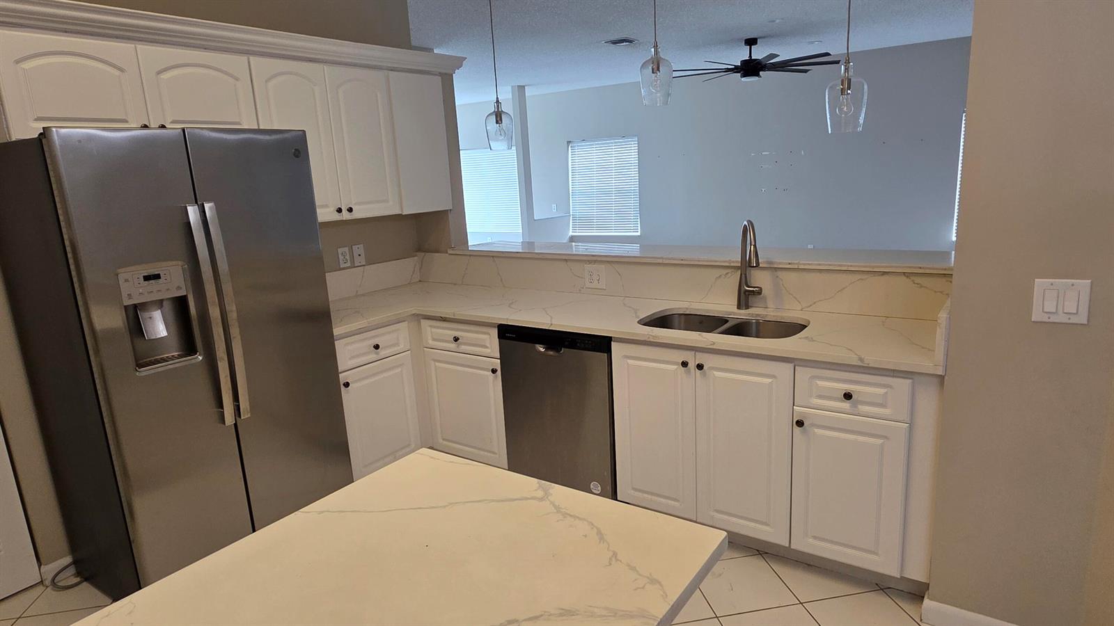7769 2 / 2 1868 sq. ft. $ 2026-06-10 0 Photo