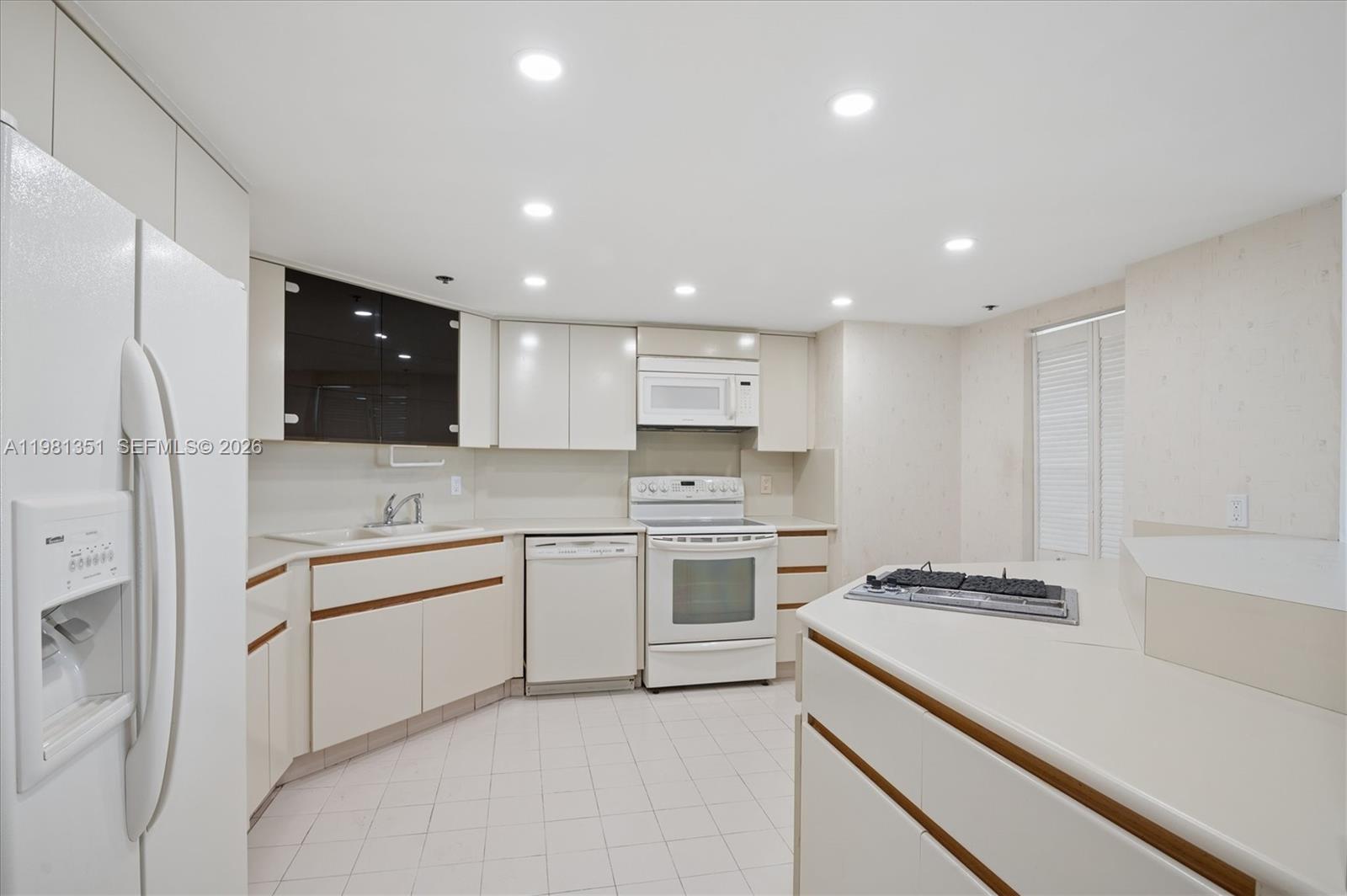 Photo of 300 Three Islands Blvd  #516, Hallandale Beach, Florida, 33009 - 