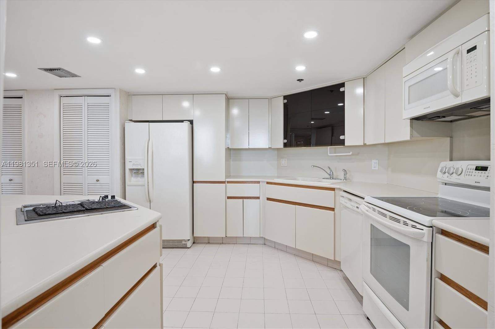 Photo of 300 Three Islands Blvd  #516, Hallandale Beach, Florida, 33009 - 