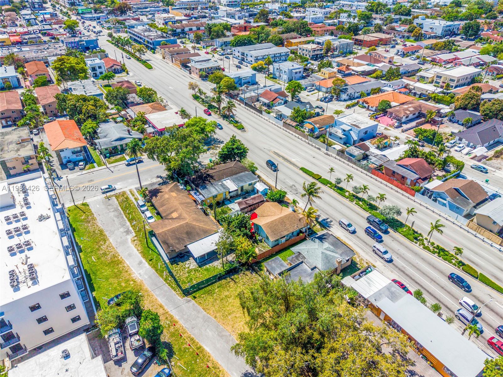   /   кв.футов $ 2026-03-12 0 Фото