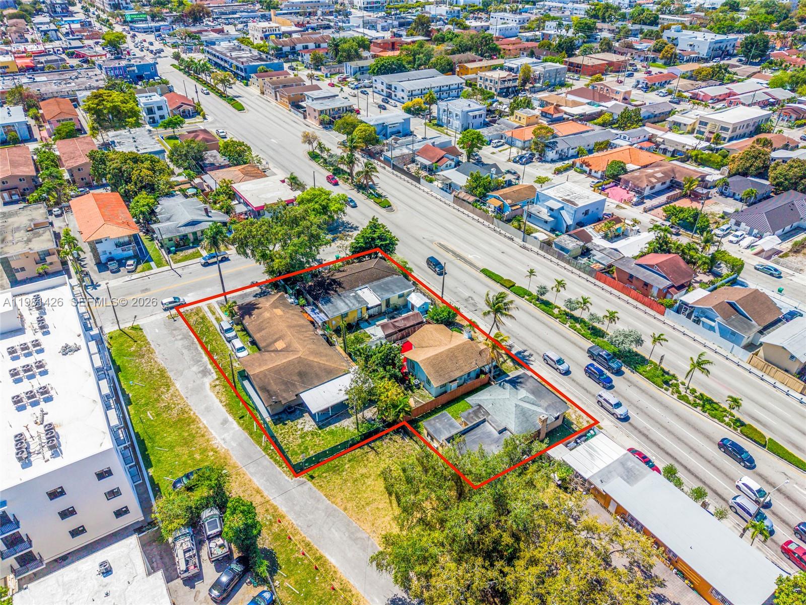   /   кв.футов $ 2026-03-12 0 Фото