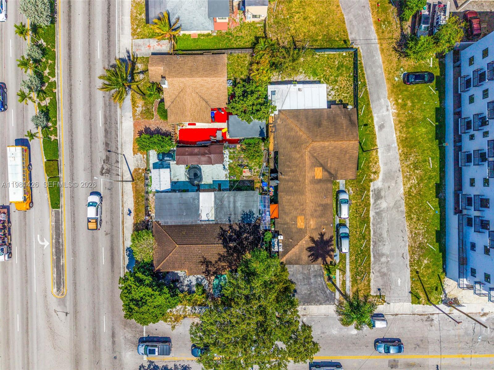   /   кв.футов $ 2026-03-12 0 Фото