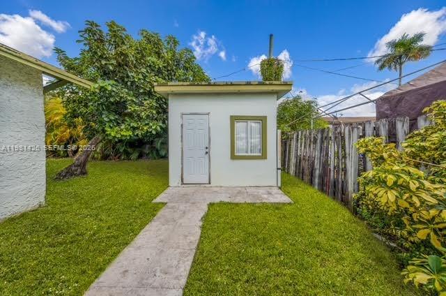   /   кв.футов $ 2026-03-12 0 Фото