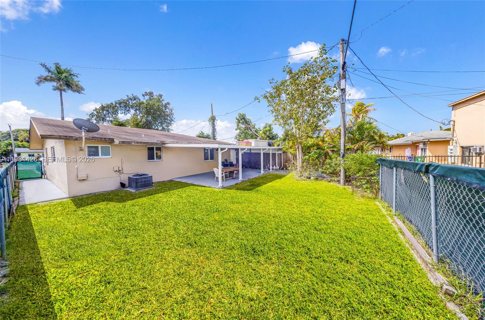   /   кв.футов $ 2026-03-12 0 Фото