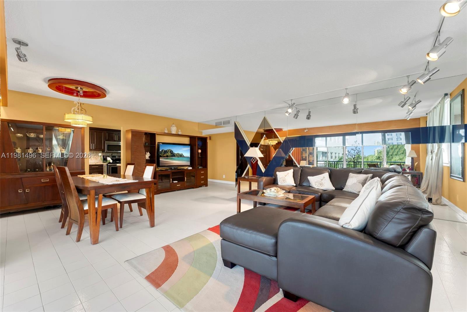 Ver detalles 412 2 / 2 1501 sq. ft. $ 2026-03-12 0 foto