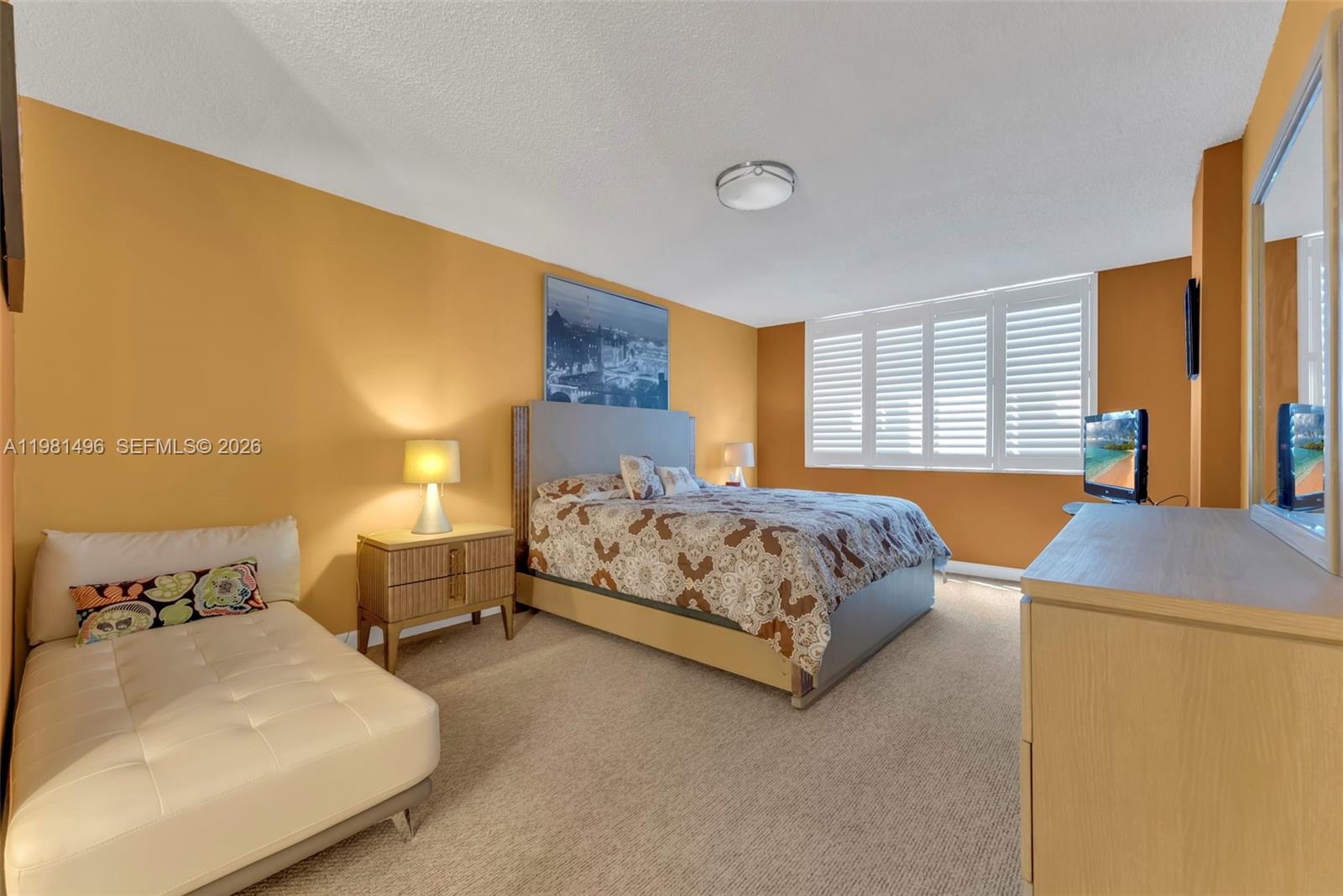 Ver detalles 412 2 / 2 1501 sq. ft. $ 2026-03-12 0 foto