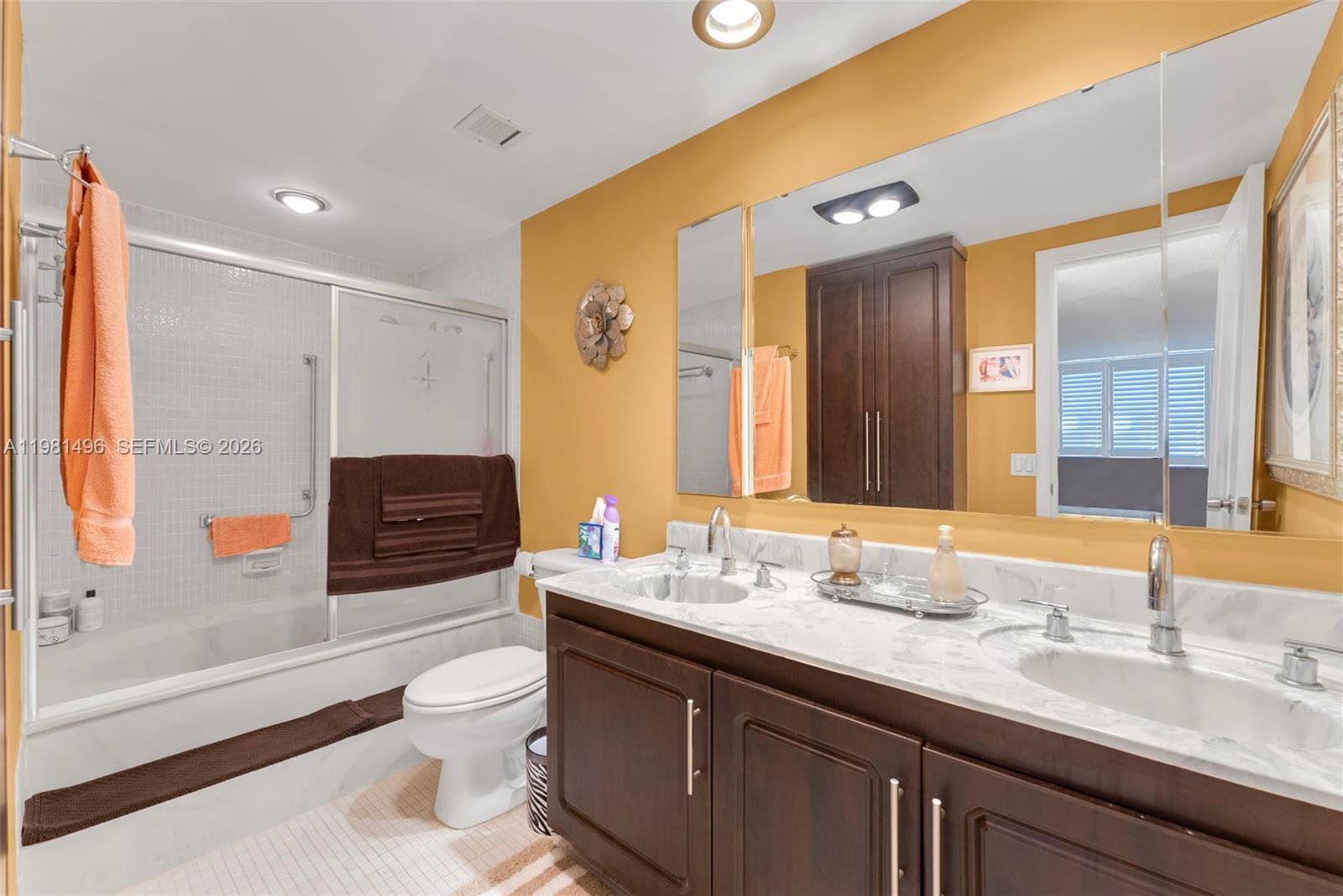 Ver detalles 412 2 / 2 1501 sq. ft. $ 2026-03-12 0 foto