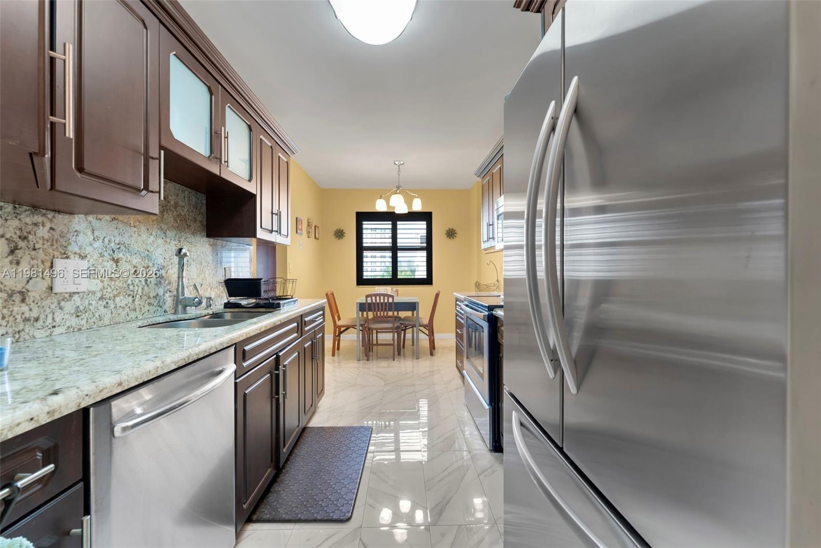 Ver detalles 412 2 / 2 1501 sq. ft. $ 2026-03-12 0 foto