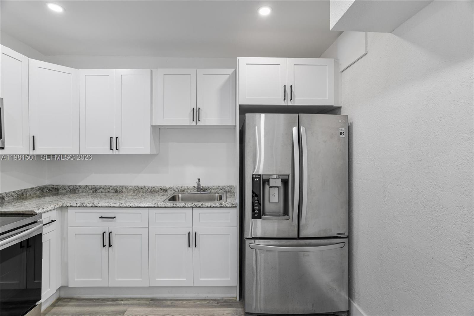 Ver detalles / 2033 sq. ft. $ 2026-03-12 0 foto