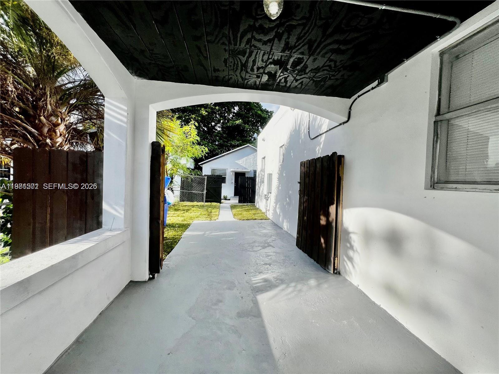 Ver detalles / 2033 sq. ft. $ 2026-03-12 0 foto