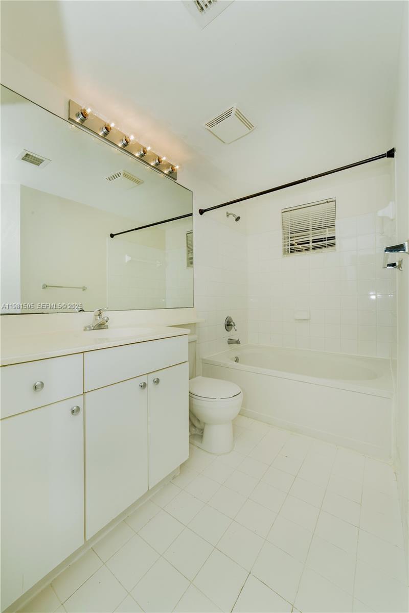 Photo of 17145 Bay Rd  #4203, Sunny Isles Beach, Florida, 33160 - 