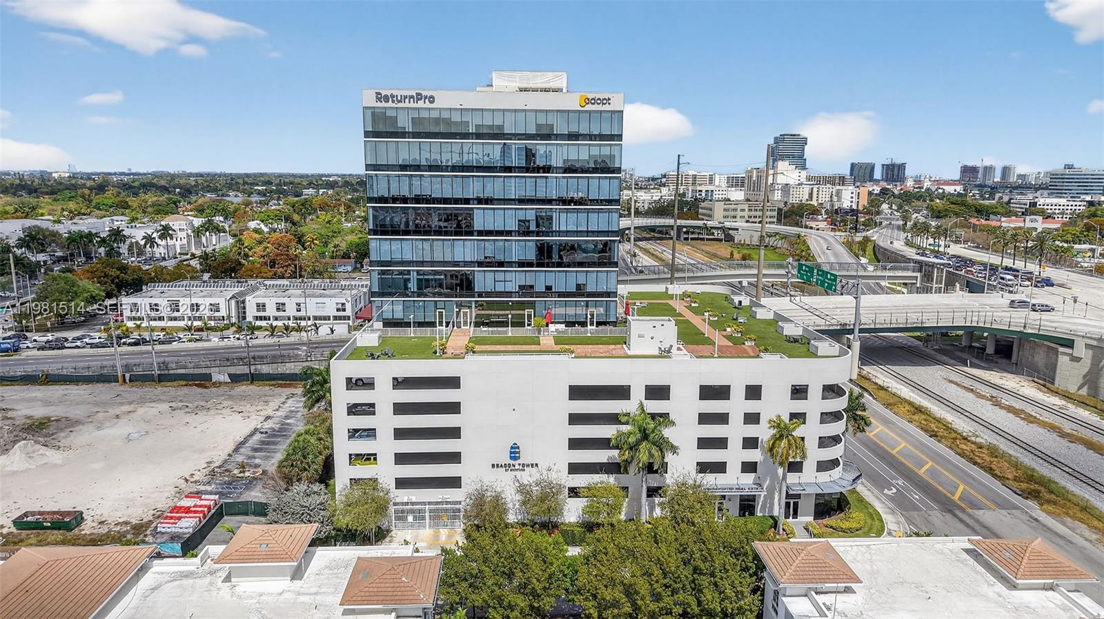   /   sq. ft. $ 2026-03-15 0 foto