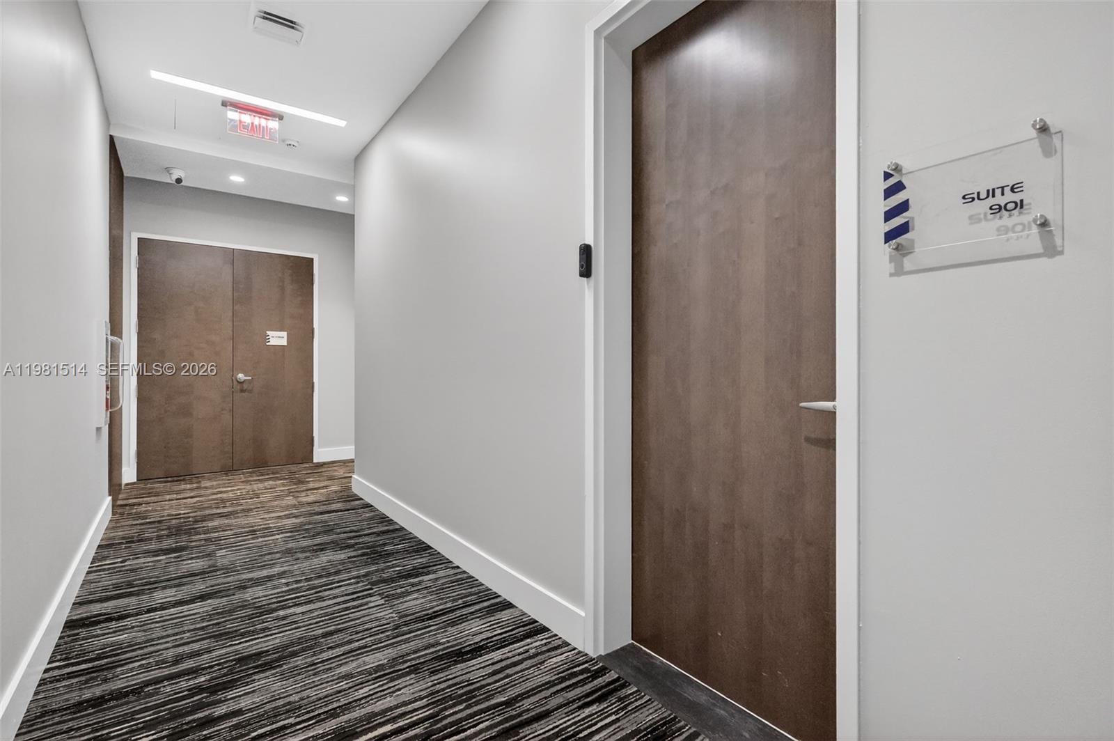   /   sq. ft. $ 2026-03-15 0 foto