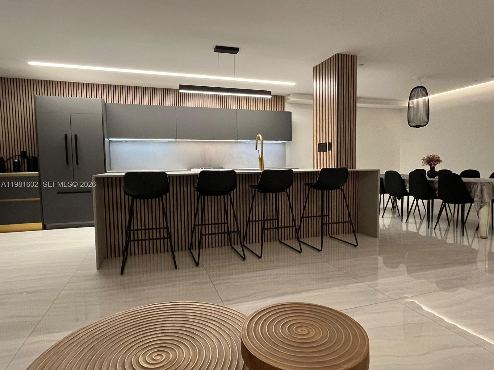 Photo of 19355 Turnberry Way  #5L, Aventura, Florida, 33180 - 