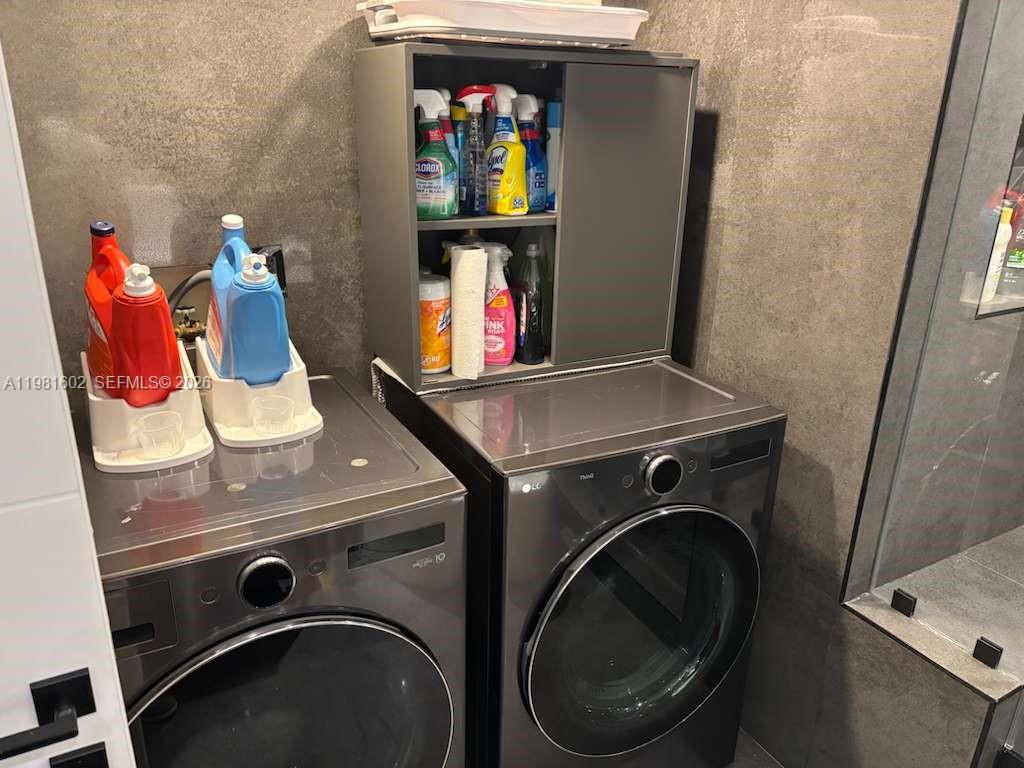 Photo of 19355 Turnberry Way  #5L, Aventura, Florida, 33180 - 