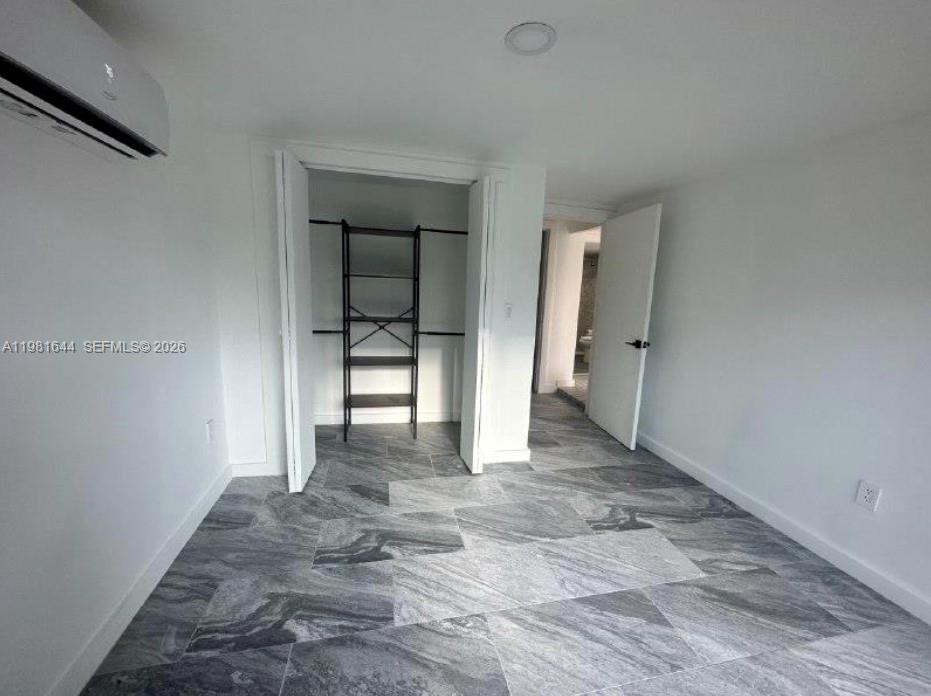   /  2164 sq. ft. $ 2026-03-12 0 foto