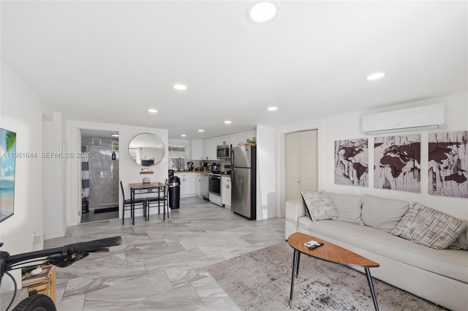   /  2164 sq. ft. $ 2026-03-23 0 Photo