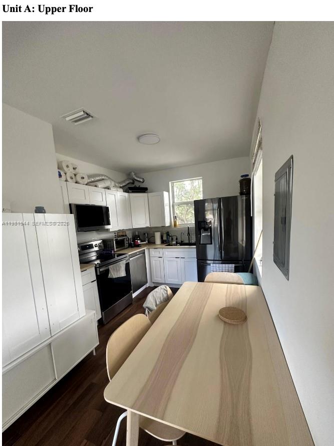   /  2164 sq. ft. $ 2026-03-12 0 foto