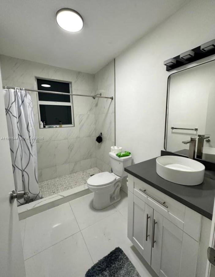   /  2164 sq. ft. $ 2026-03-12 0 foto