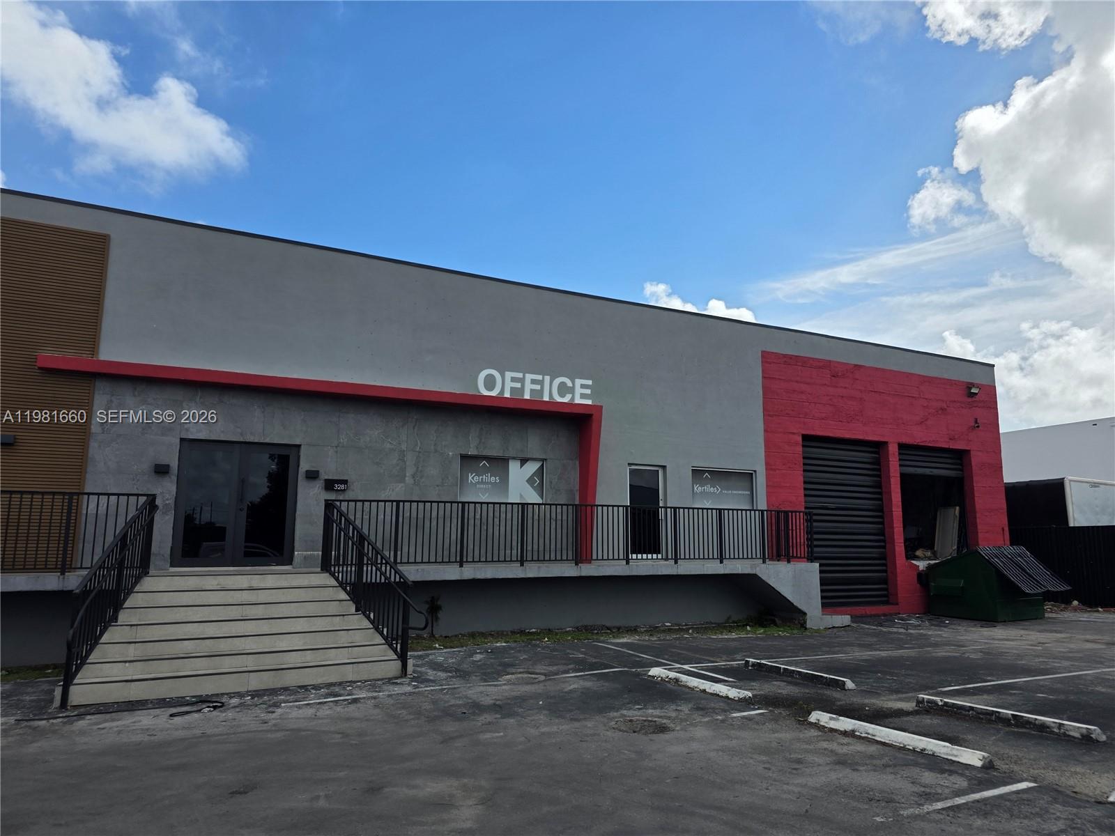   /   sq. ft. $ 2026-03-12 0 foto