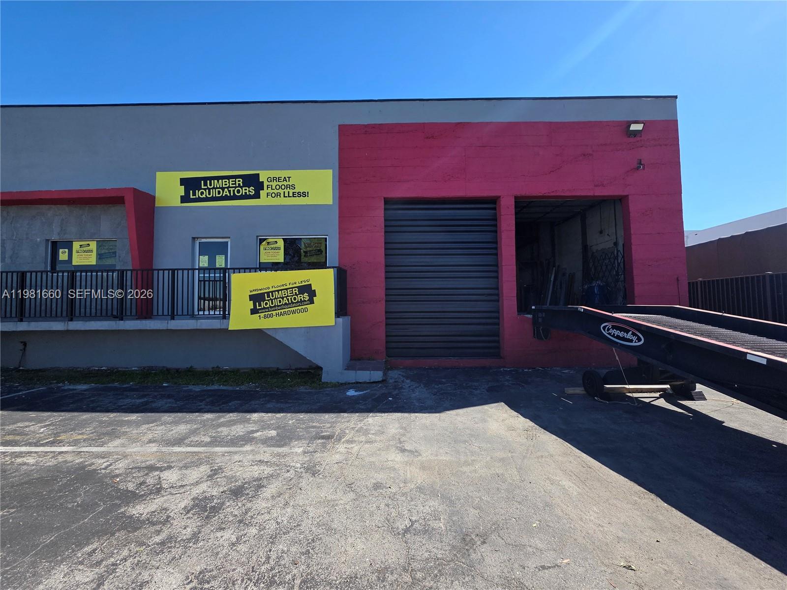   /   sq. ft. $ 2026-03-12 0 foto