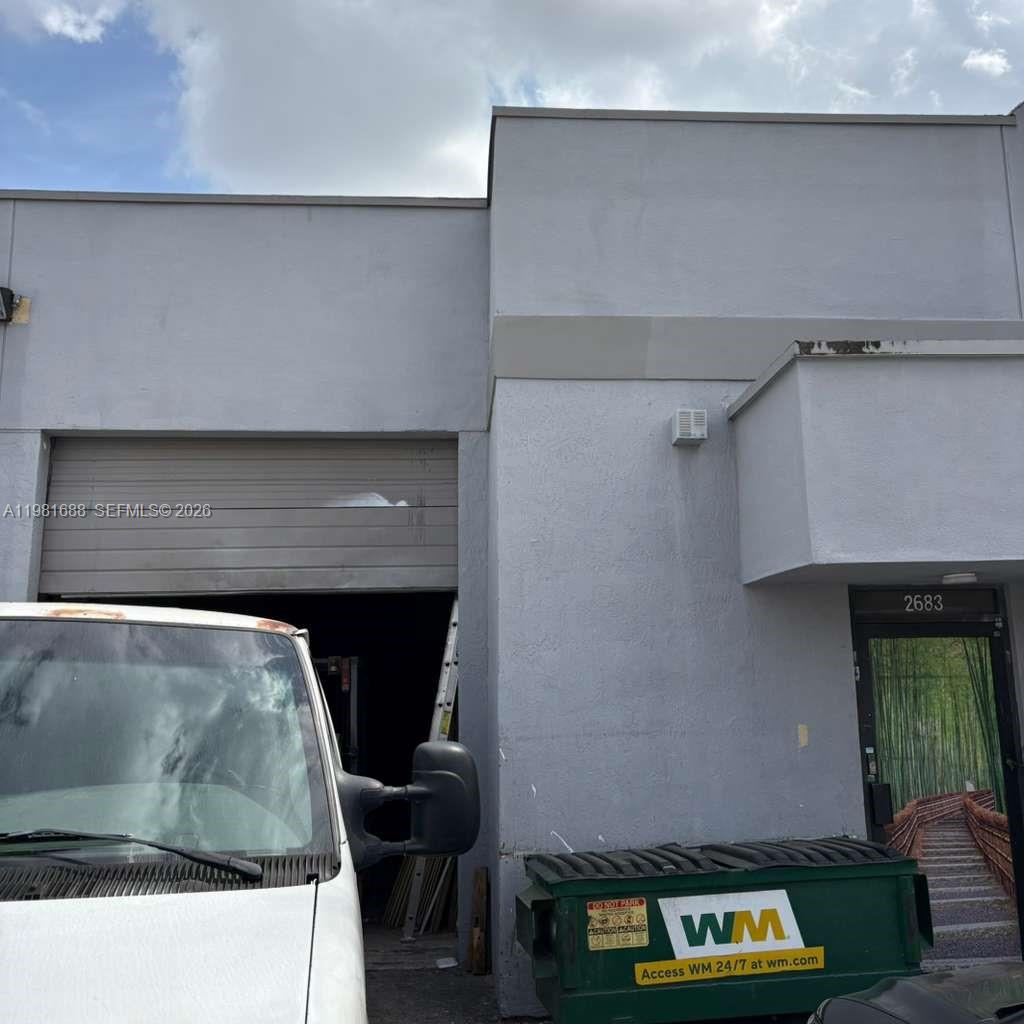   /   кв.футов $ 2026-03-12 0 Фото