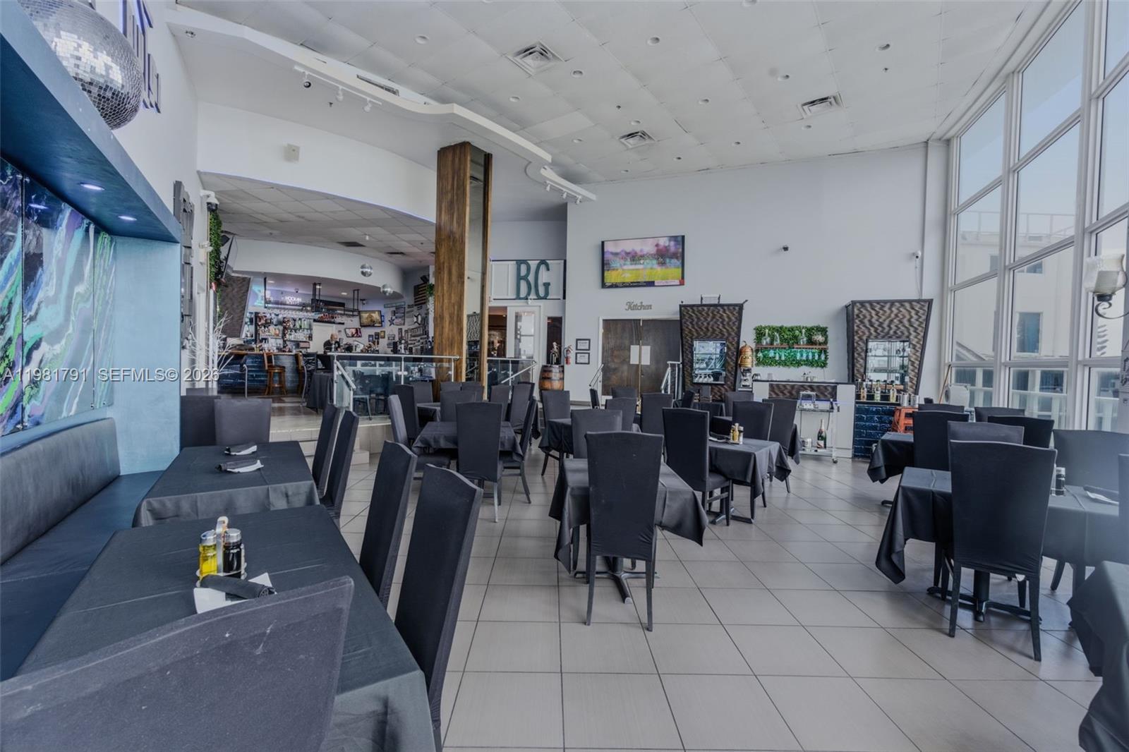 Подробнее / кв.футов $ 2026-03-12 0 Фото