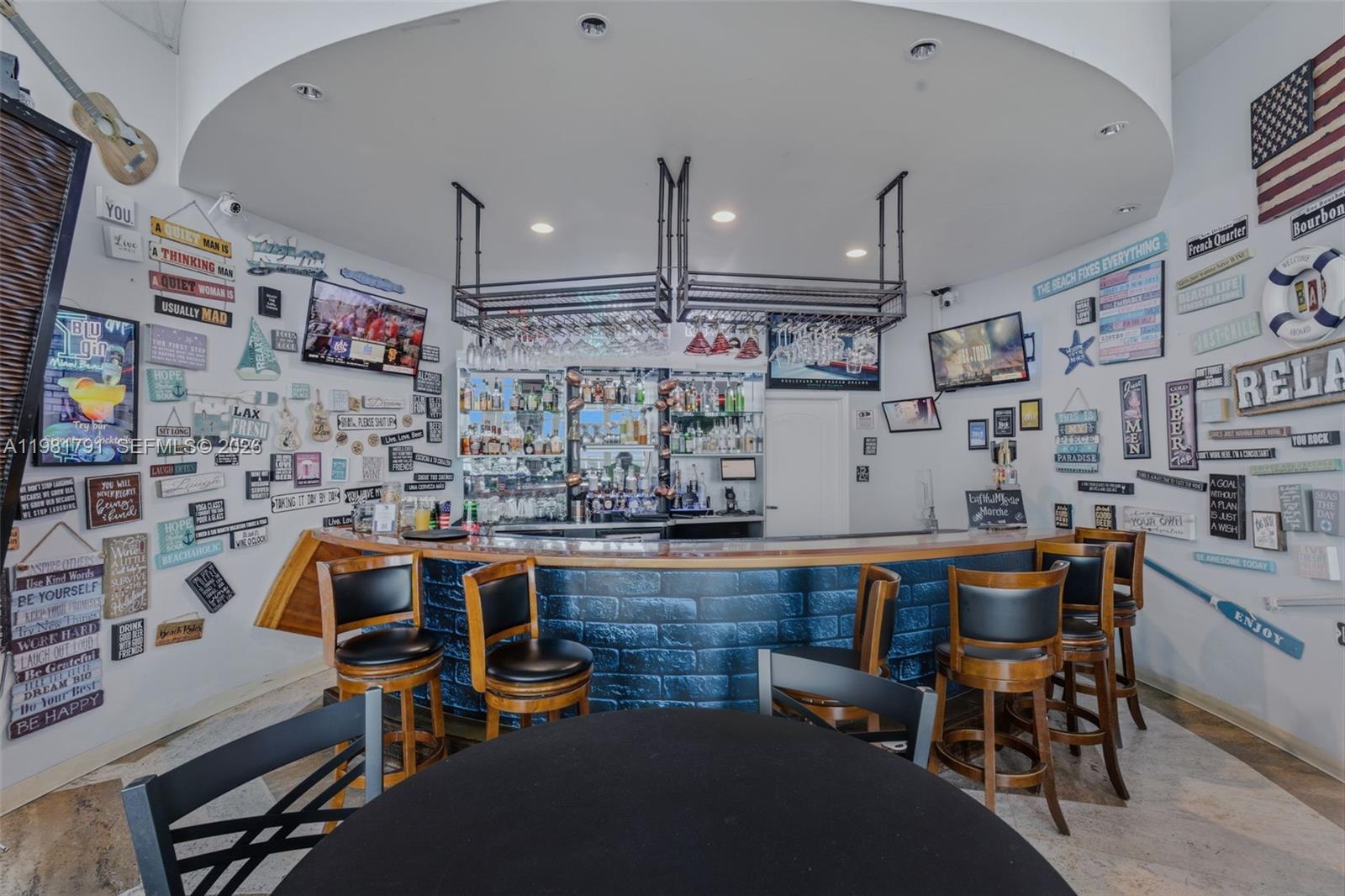 Подробнее / кв.футов $ 2026-03-12 0 Фото