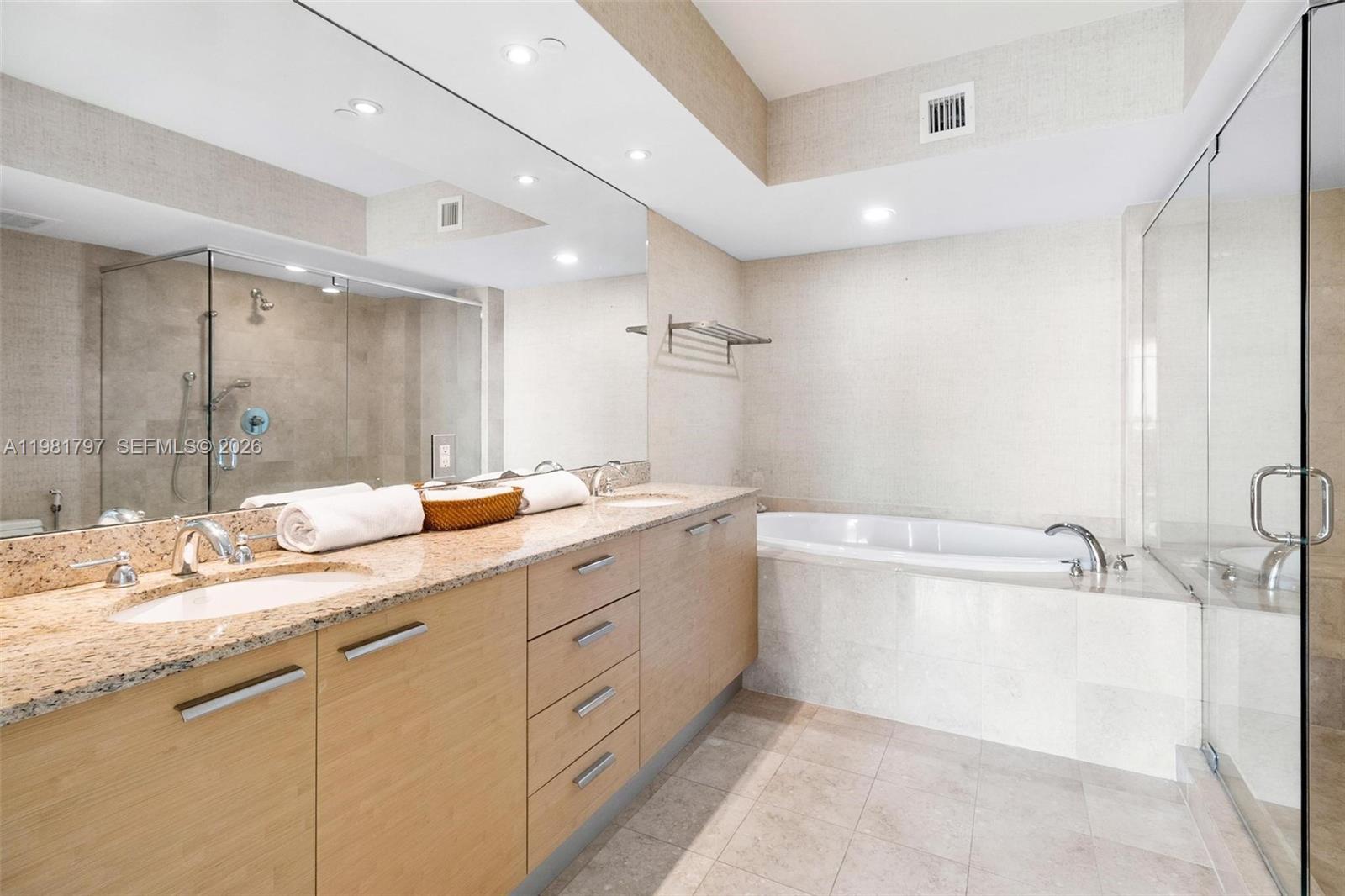 2904 2 / 3 1675 sq. ft. $ 2026-03-12 0 foto