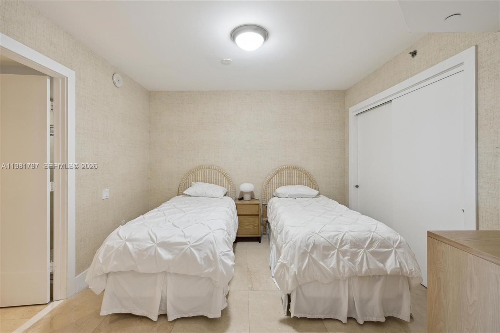 2904 2 / 3 1675 sq. ft. $ 2026-03-12 0 foto