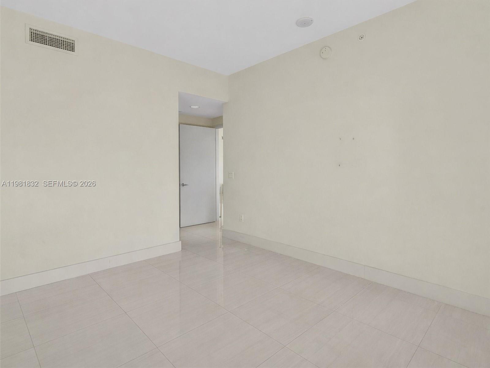 Photo of 17301 Biscayne Blvd  #2301, North Miami Beach, Florida, 33160 - 