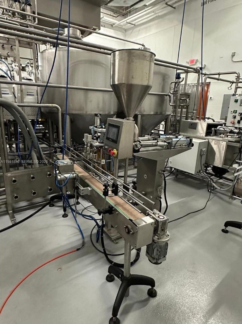   /   sq. ft. $ 2026-03-12 0 foto